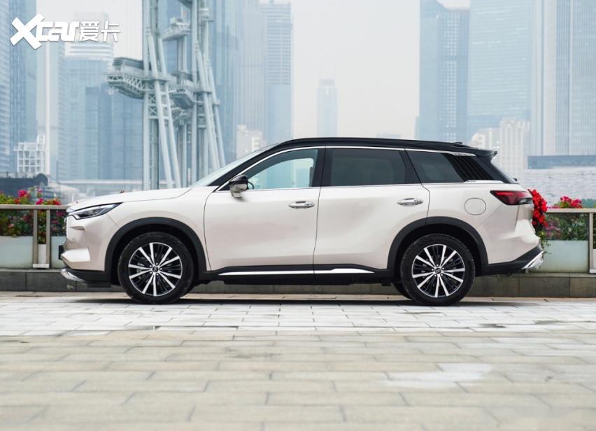 豪华中大型SUV的新选择，全新英菲尼迪QX60值得选吗？