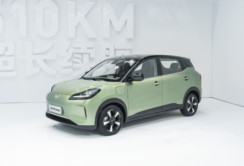 不到10万的五菱缤果PLUS到底怎么样？续航能达510km，还能快充