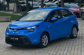 50万以内最好燃油车“焕新”，曾月销0台被讽车圈“诺基亚”！