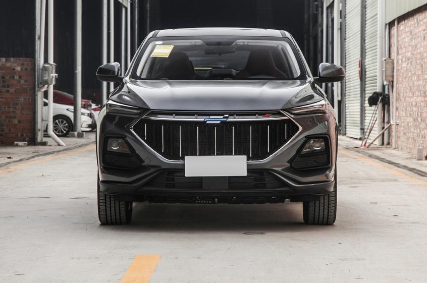 长安欧尚X5上市 售6.99万元起