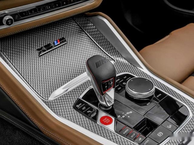 快讯｜宝马全新X5M与X6M上市 起售143.89万元