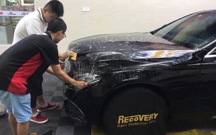 为何汽车贴膜后3天内要避免升降车窗？