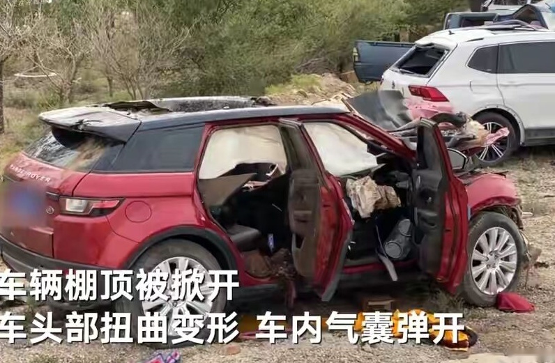 从“谢大脚”车祸现场，谈车内座位哪个最安全，最危险的不在后排