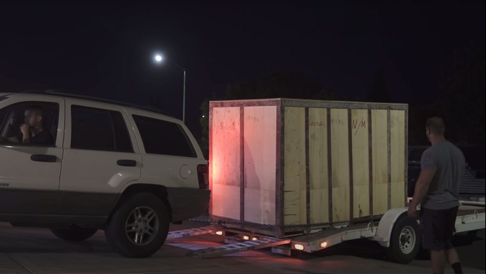 老外花4万买国产车 等了8个月提车却破口大骂！国人：丢人丢到国外了