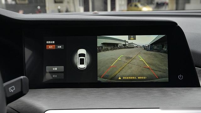 长安CS35PLUS：10万元买代步车的00后有多“懒”？