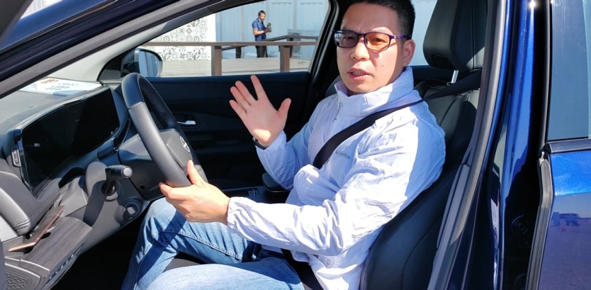 东风日产ARIYA凭什么被称为纯电SUV里的全能战士，试驾完告诉你