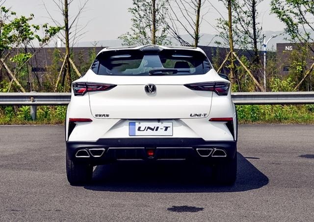 长安UNI-T上市首月销量成功突破3700辆，看看车主怎么评价这款车