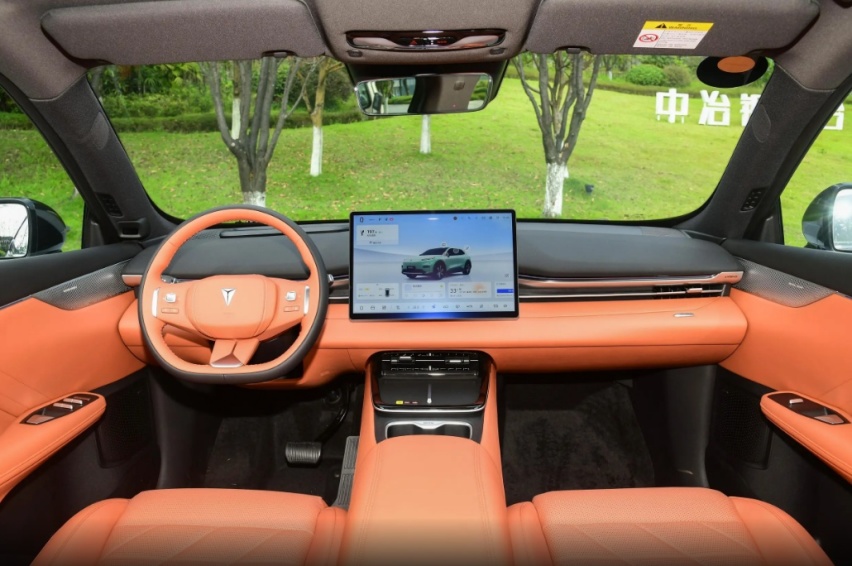 有颜值有实力,15万级的纯电SUV,深蓝S05和元PLUS该怎么选?