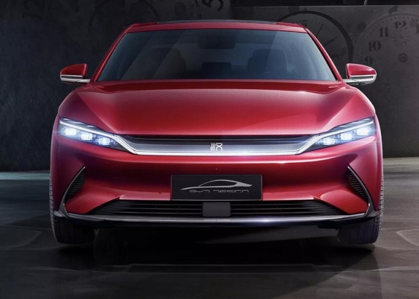 高颜值、高技术“双线狙击”，比亚迪汉or Model 3你