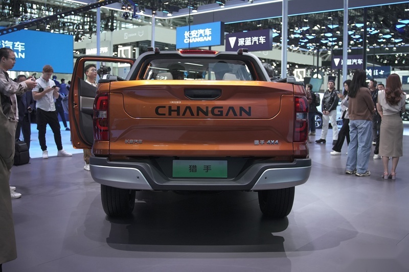 “3.0T D-MAX”领衔 12月皮卡新车前瞻
