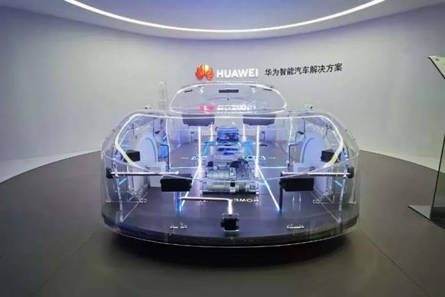 ARCFOX αT：北汽这款车要跟特斯拉、蔚来硬抗了