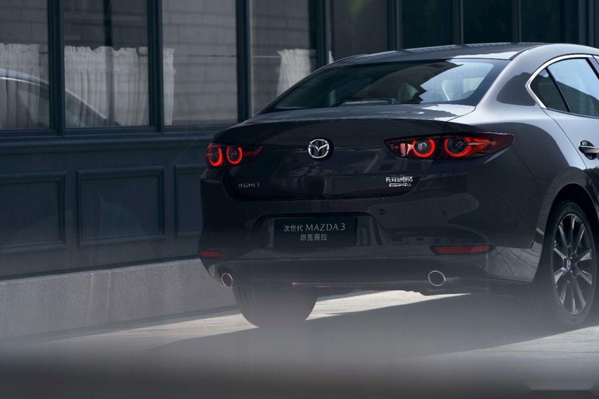 热爱驾驶的年轻人都选TA？MAZDA 3 昂克赛拉黑曜版单车解析