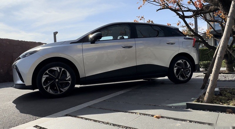 MG4 EV“全能驾控 冠军征城”城市试驾会郑州站震撼开启