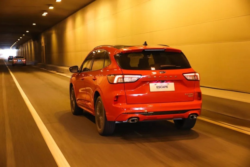 性价比最高的合资SUV？248马力、四驱！才19万起！