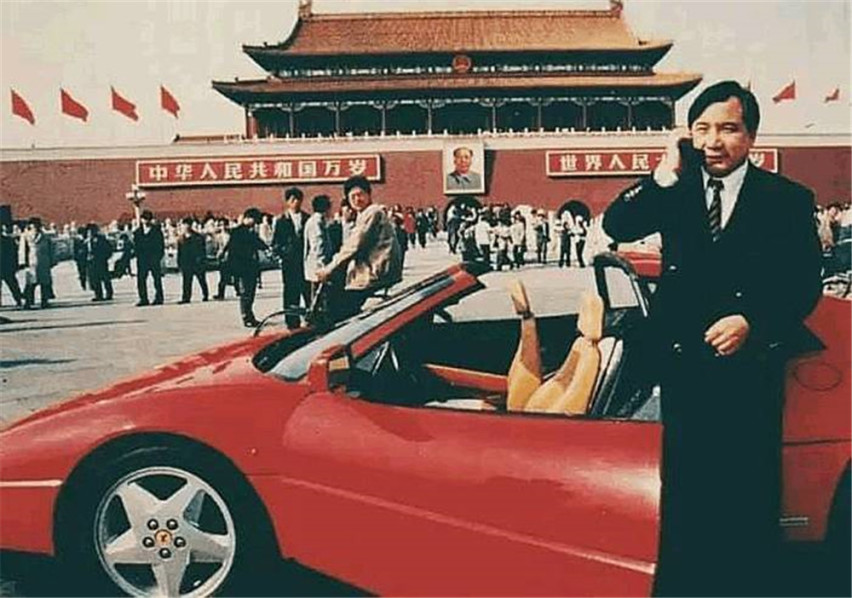 世界豪车千千万，中国第一位买家又是谁？