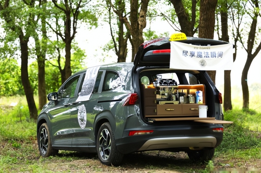 露营地里磨咖啡 Custo Coffe Bar带你发现不一样的鲜活长沙