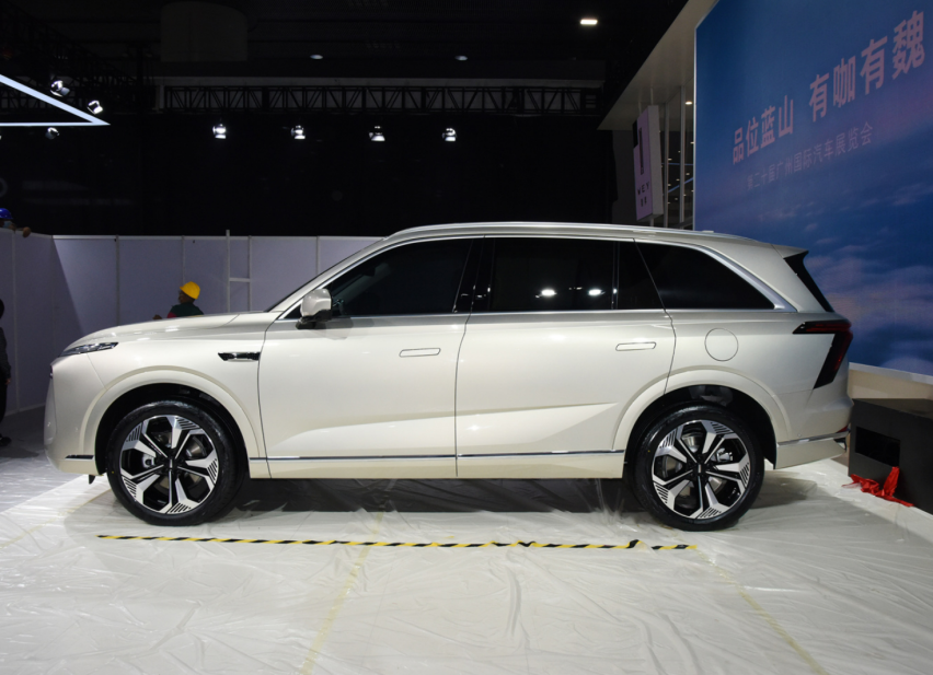 魏牌 蓝山DHT PHEV 的反向对标可以打动你吗？