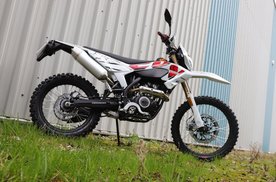 钱江COV125滑胎、越野摩托车欧洲上市