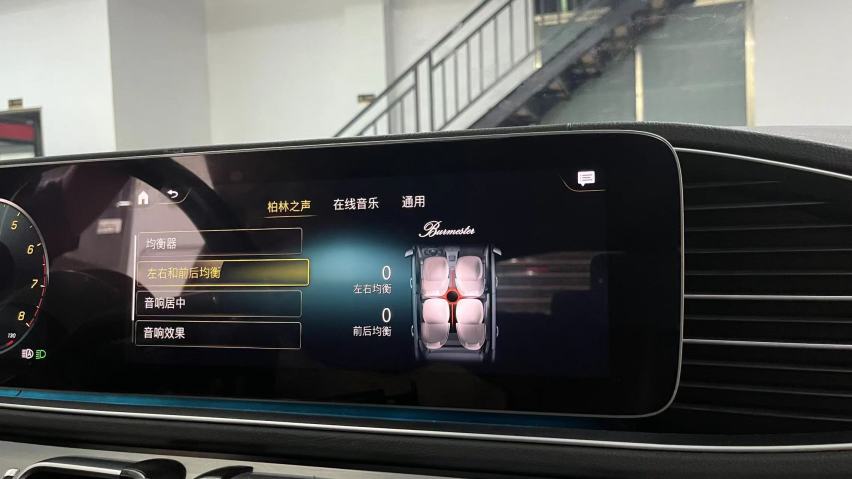 7月初21款奔驰GLE350升级柏林之声音响