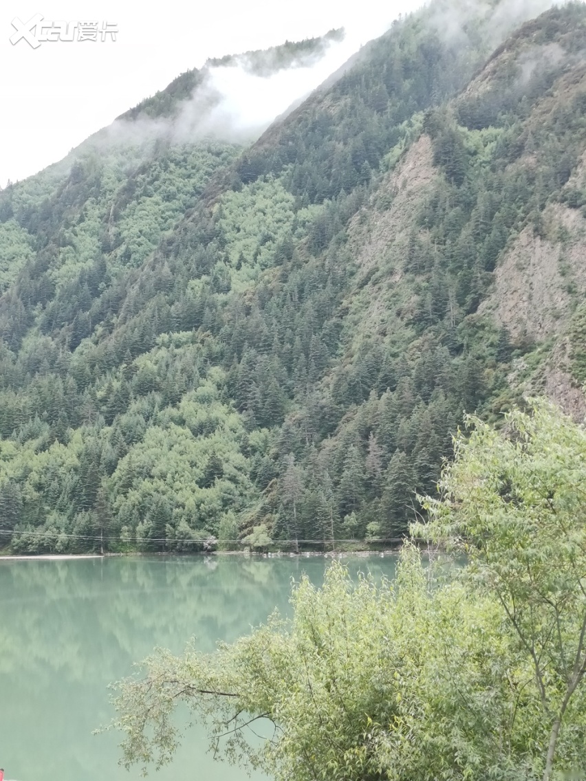重走长征路，驱车翻越正修路的夹金山是什么感觉？