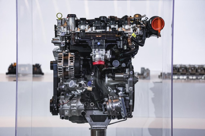 405扭矩、百公里6.2L，MG7展现国产最强2.0T！