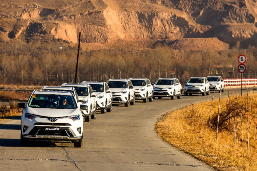 激情与性价比，RAV4荣放给你想要的