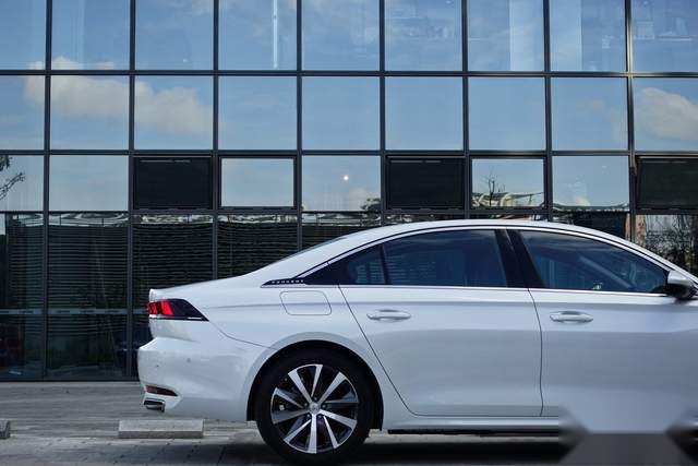除了浪漫，还有科技与激情，试驾东风标致508L PHEV