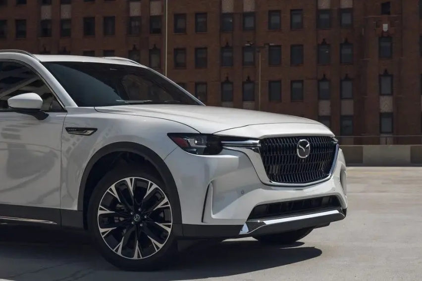 国产马自达CX-90路试曝光，三排座中大型SUV，外观内饰与海外同步
