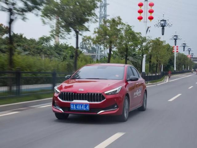 小白周报丨起亚K3再增车型，福克斯是福特最后的倔强？