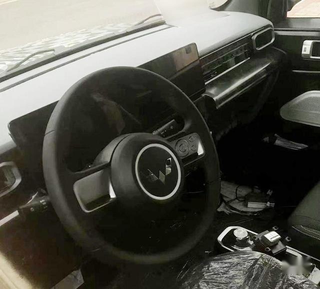 越野风纯电微型SUV，续航303公里，宝骏悦也实车亮相！