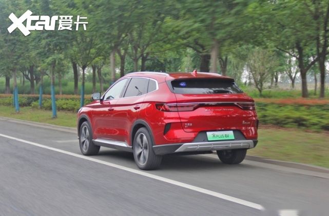 定位相同，AION Y面对宋PLUS EV，到底谁的表现更加出色