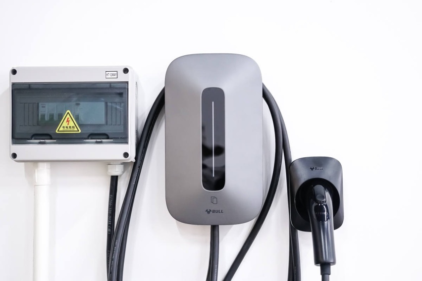为啥说，7kW家充桩才是电动车最佳伴侣？三个原因，足以放弃3.5kW