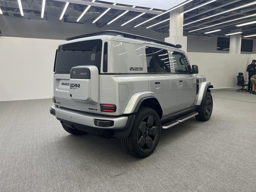 北汽制造212被奇瑞“复活”？iCAR V23亮相引发热议