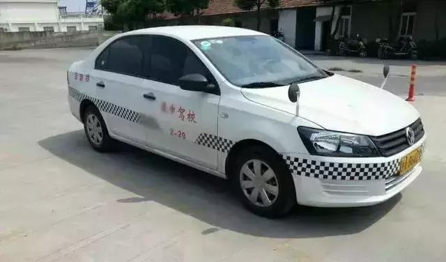 自动挡如此畅销，手动挡都快绝迹了，为什么还没被淘汰呢？