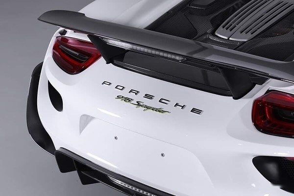 保时捷918 Spyder实车 简洁大气的设计