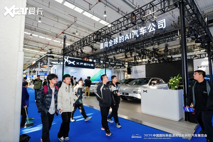 MONA L03上市即爆单,2026 WICV小鹏展台要挤爆了!