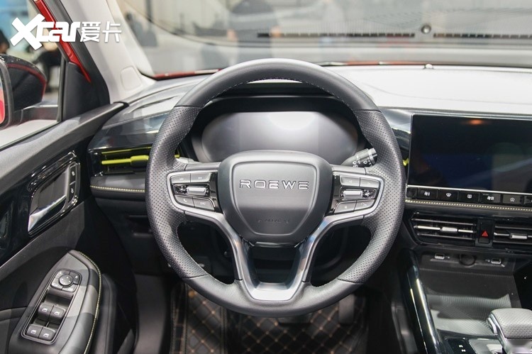 高性价比运动轿车 全新荣威i5 GT上市，售8.79万起
