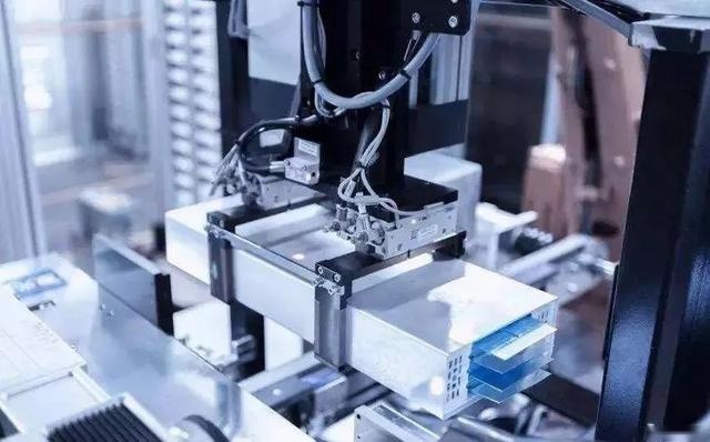 100万只是起点，比亚迪继续放大招，全产业链技术是底气