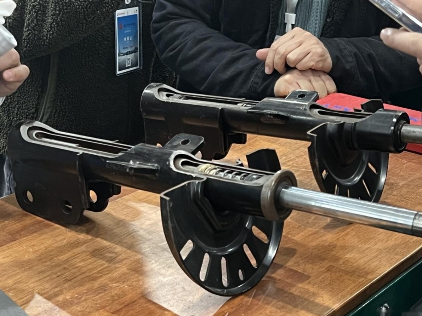 雪铁龙C6一夜爆红？看完神龙汽车工厂后你就知道法系车的真实力