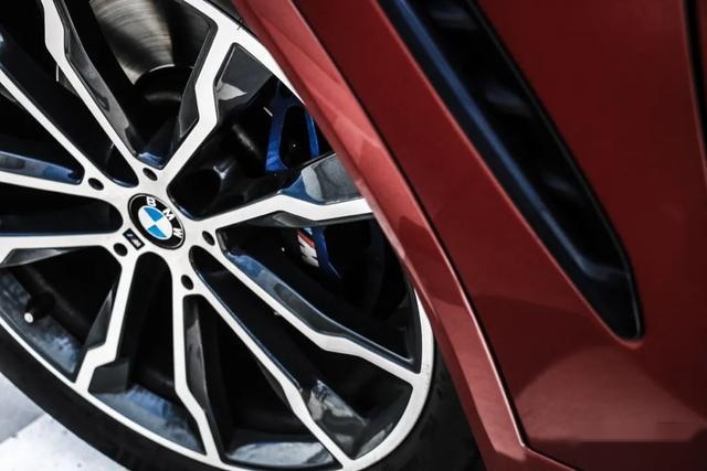 以X4之名，致敬BMW “X”