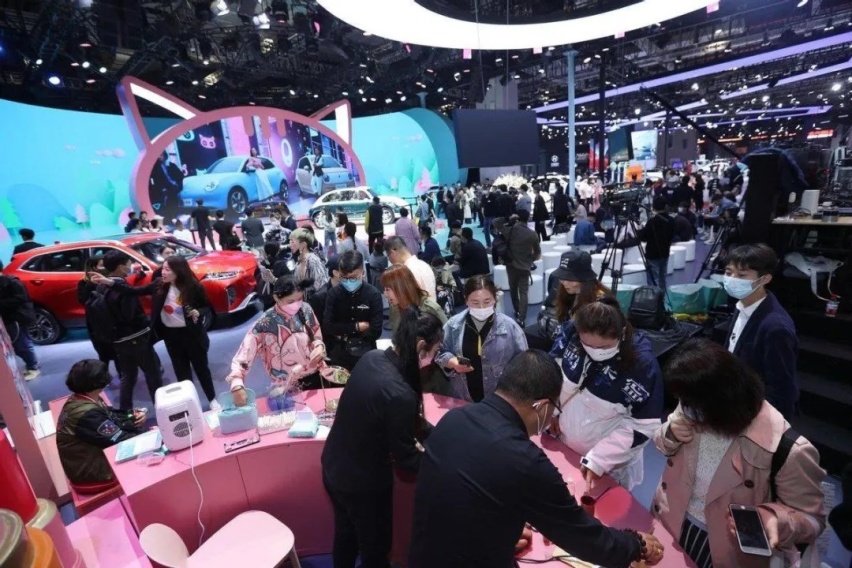 红红火火的上海车展，电是表象，背后呢？