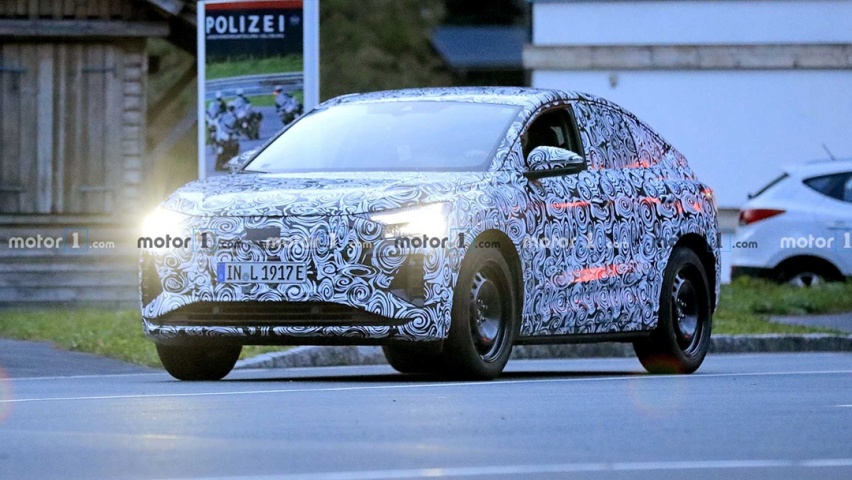 audi-q4-e-tron-sportback-spy-photo-front-three-quarters.jpg
