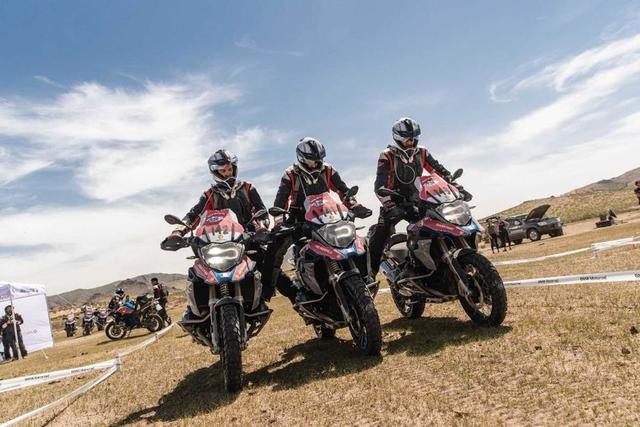最强“拳击手”水平对置双缸发动机，全新BMW R 1250来了