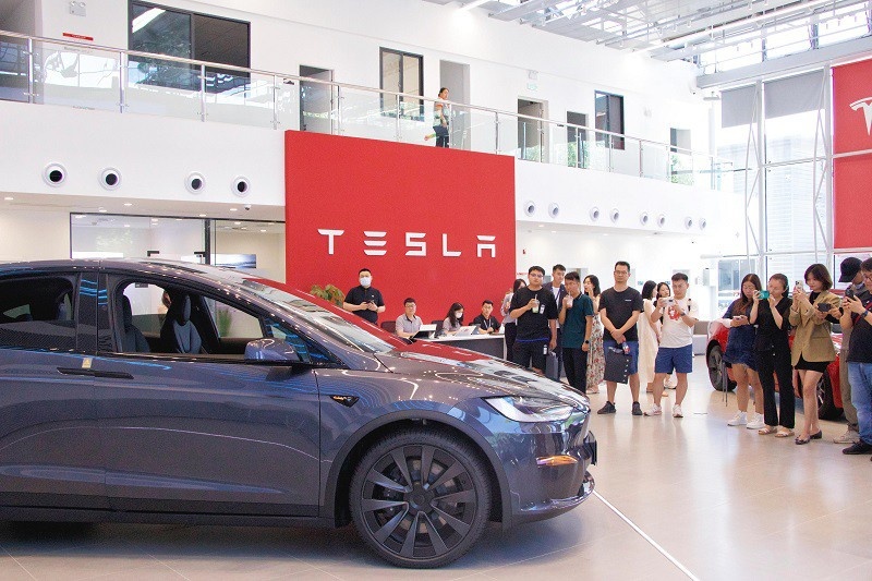 一键预约“贴地飞行” 特斯拉全新Model S/X试驾车郑州上新
