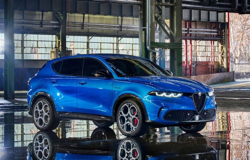 Stelvio的性感弟弟,2023款的阿尔法罗密欧Tonale即将登场