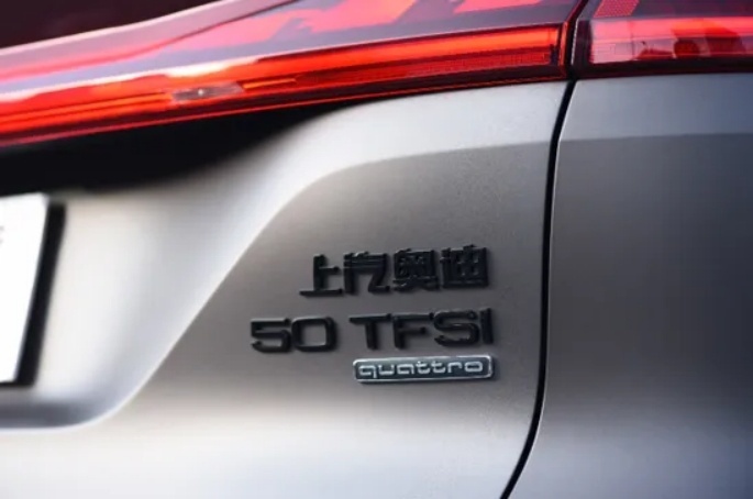 奥迪Q6 VS宝马X5L，更“懂”中国人口味的豪华SUV大对决