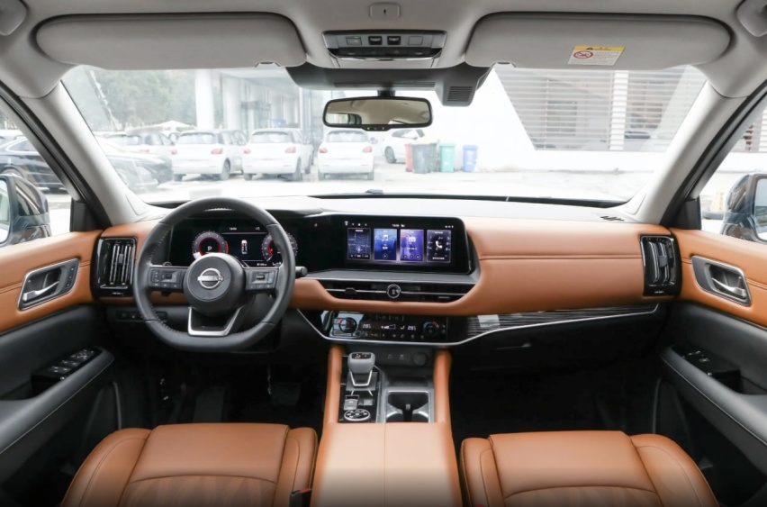 预算28万上下买中大型SUV，日产探陆对比途昂，家用该如何选？