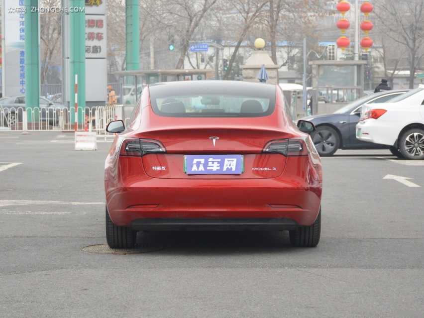 忠于颜值，始于安全 极氪001对比特斯拉Model 3
