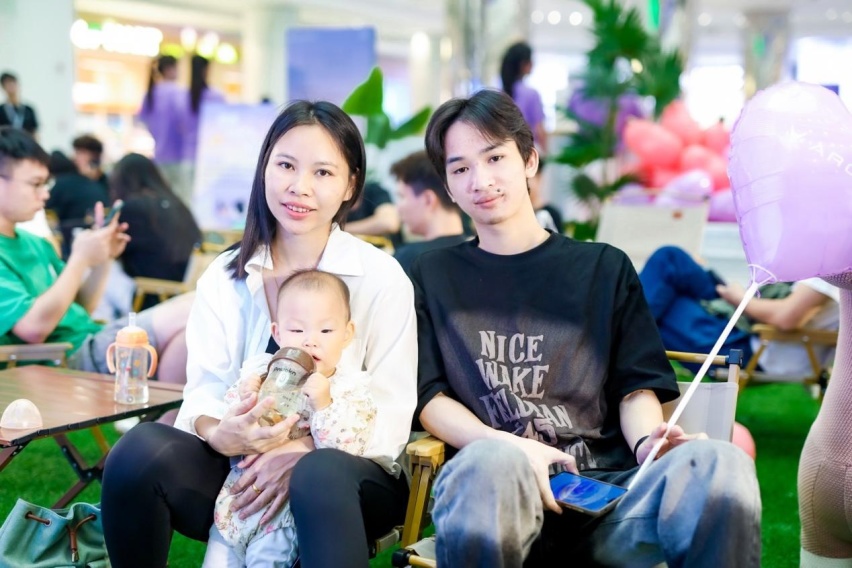 考拉深圳火爆交付，独创“母婴级健康座舱”拉高亲子出行标准