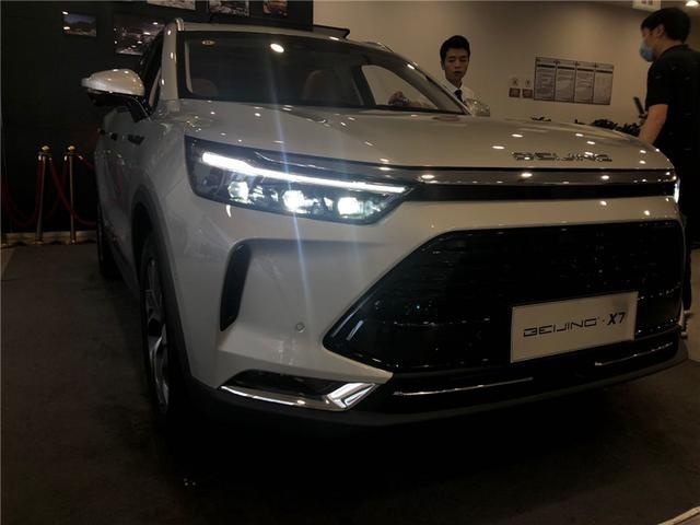到店实拍BEIJING-X7：10万+的高性价比大五座SUV
